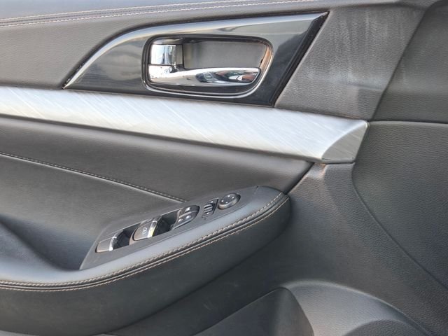 Used 2017 Gray Nissan 3.5 SL image 26