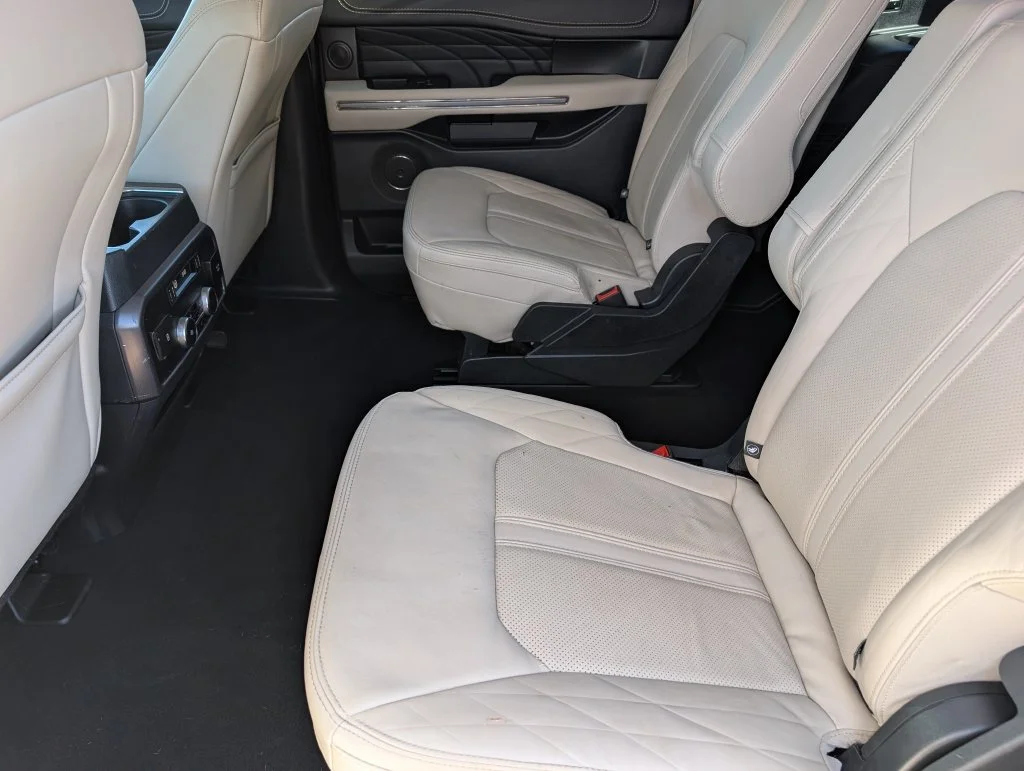 Used 2024 White Metallic Ford Platinum image 19