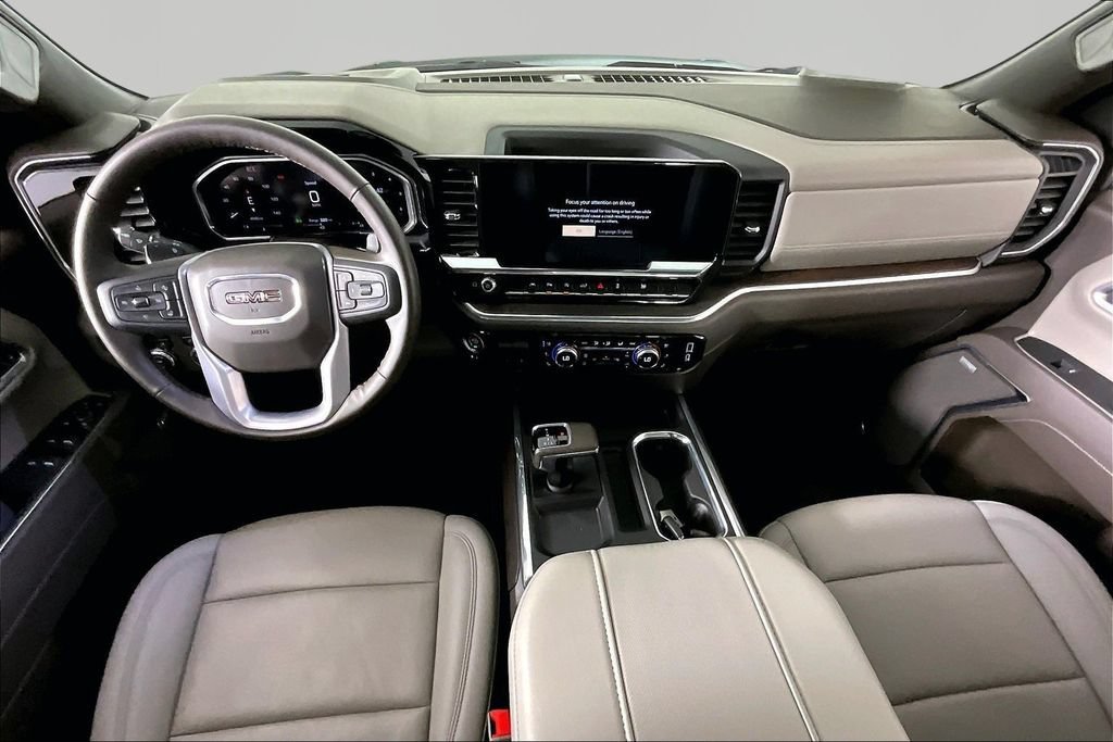 2026 GMC Sierra 1500 SLT - Photo 8