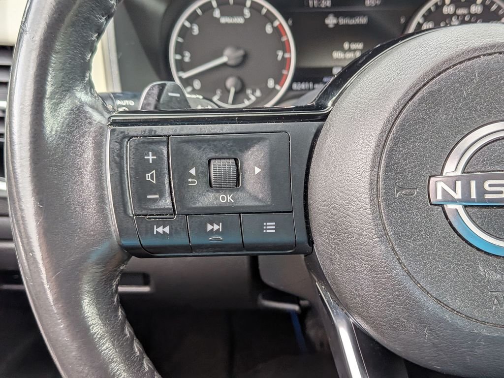 Used 2023 Super Black Nissan SL image 20