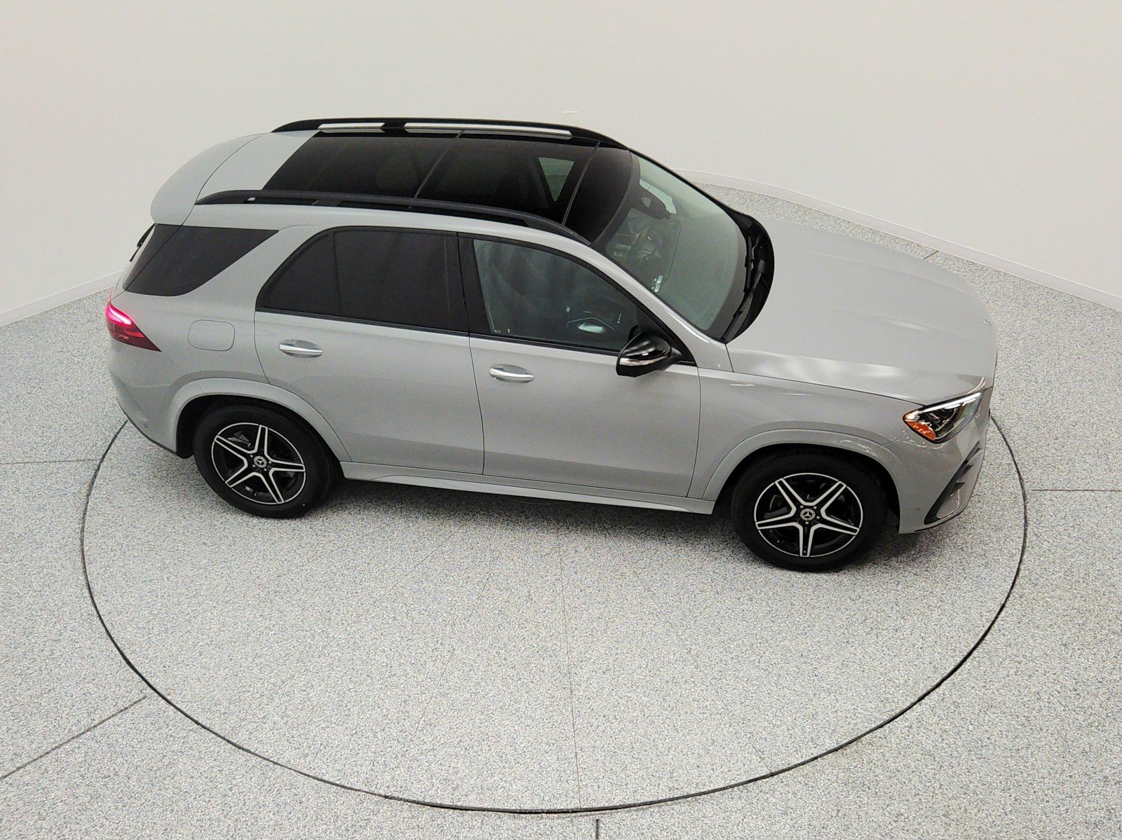 Certified Used 2024 MANUFAKTUR Alpine Grey Mercedes-Benz GLE 350 4MATIC® SUV image 26