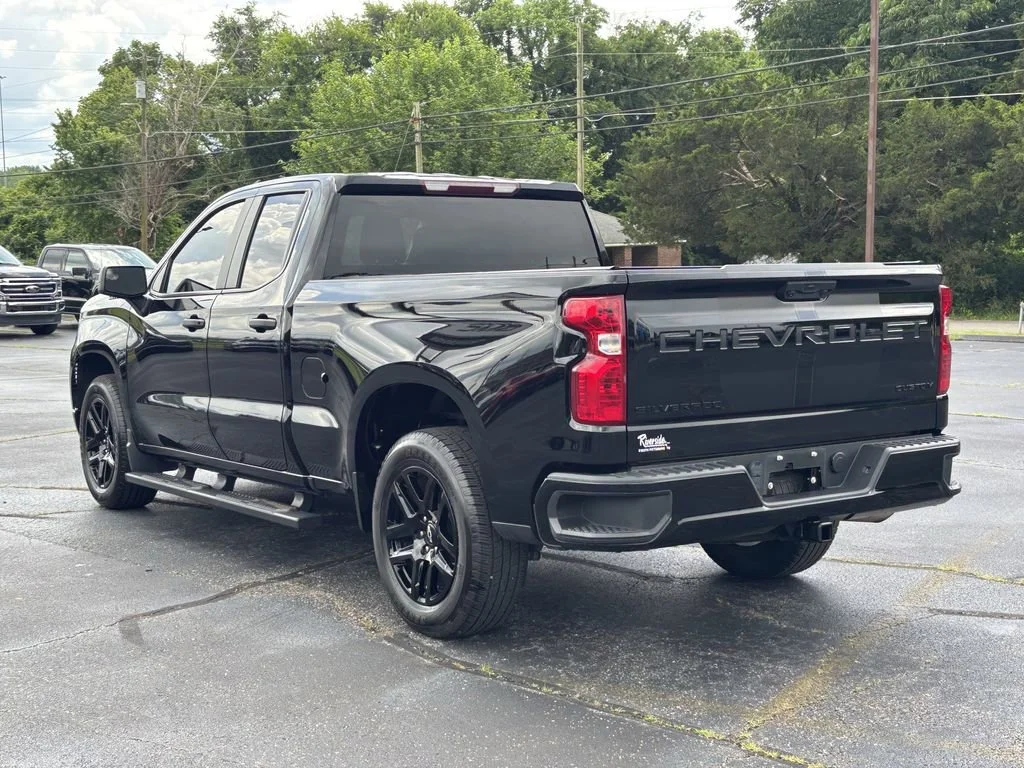Used 2023 Black Chevrolet Custom image 8