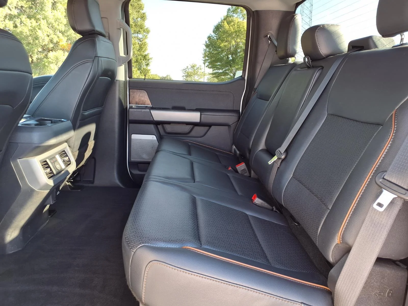 Used 2026 WHITE Ford LARIAT image 22