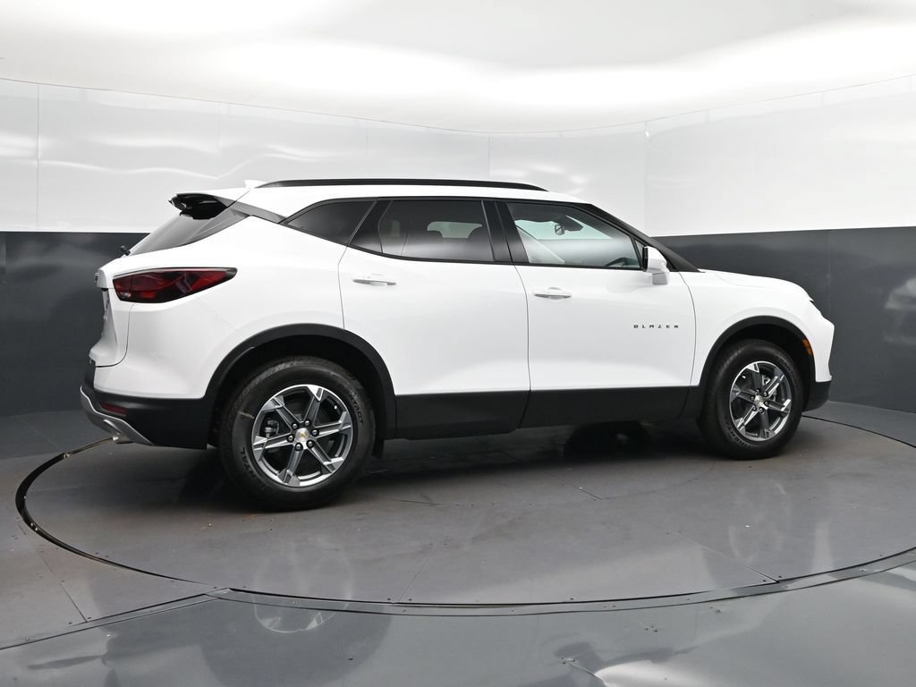 2026 Chevrolet Blazer 2LT - Photo 8