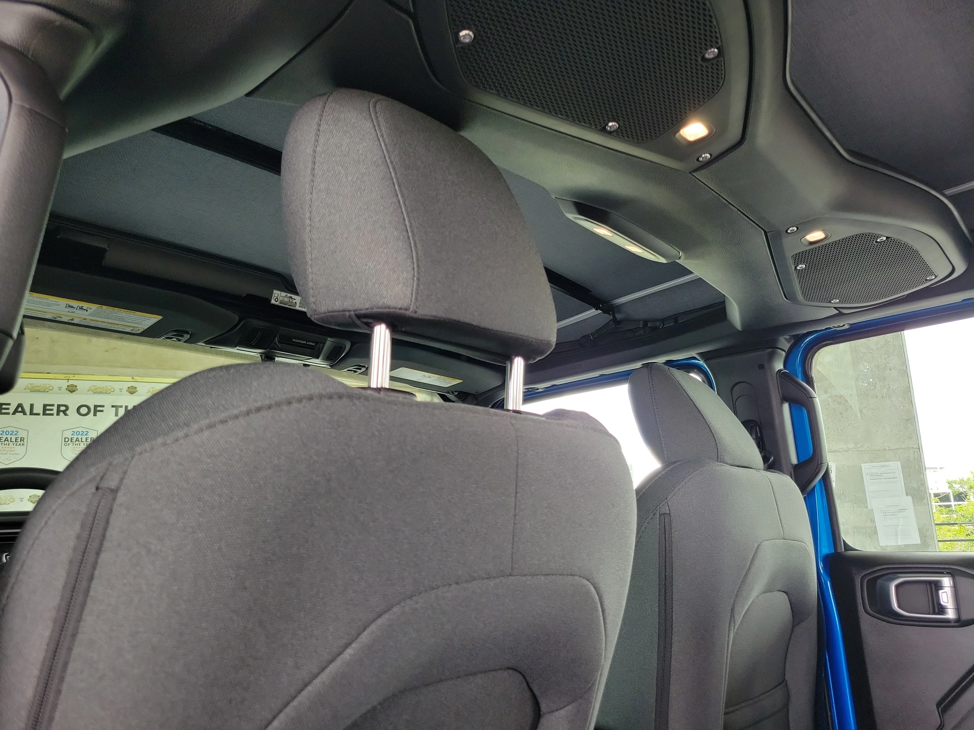 New 2026 Hydro Blue Pearl-Coat Exterior Paint Jeep Sport image 9