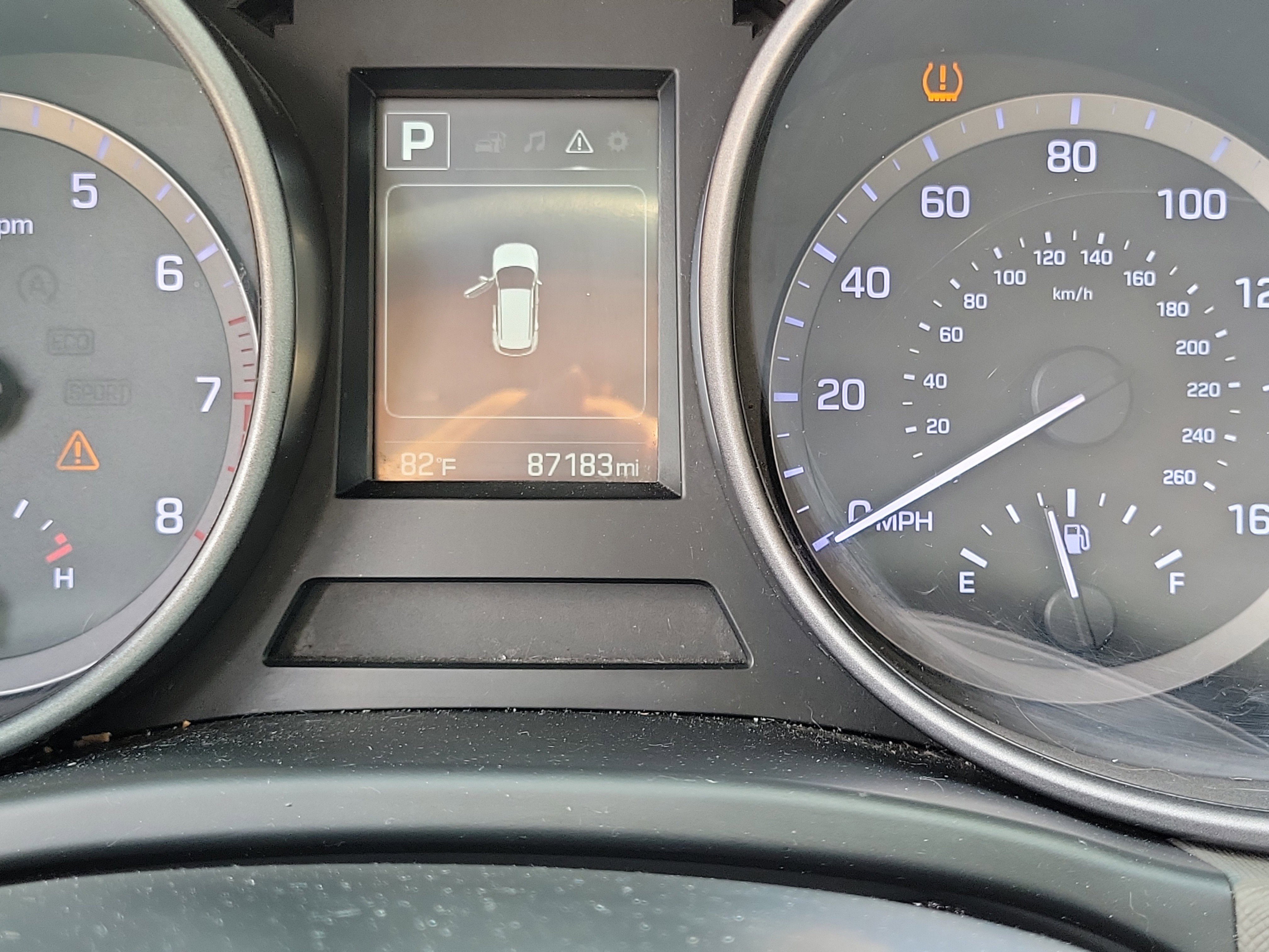 Used 2018 Mineral Gray Hyundai 2.4L image 25