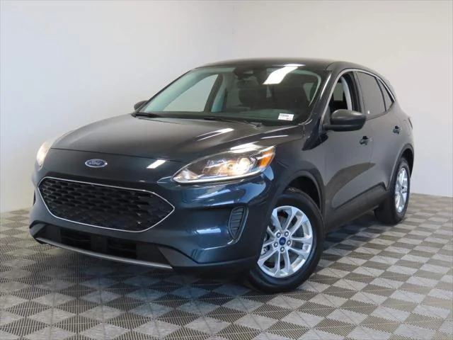 2022 Ford Escape SE FWD's photo