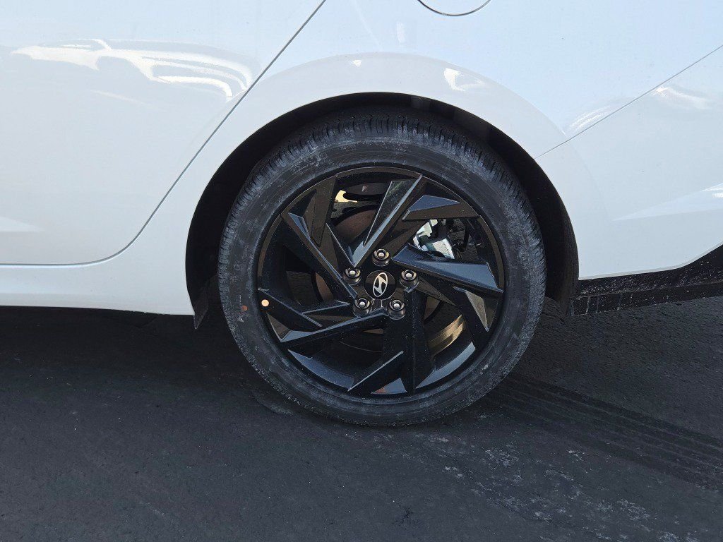 New 2026 White Hyundai SEL Sport image 16