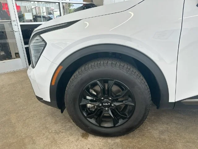 Certified Used 2024 White Kia X-Pro Prestige image 22