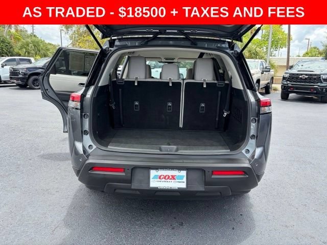 Used 2022 Gray Nissan SV 2WD image 17