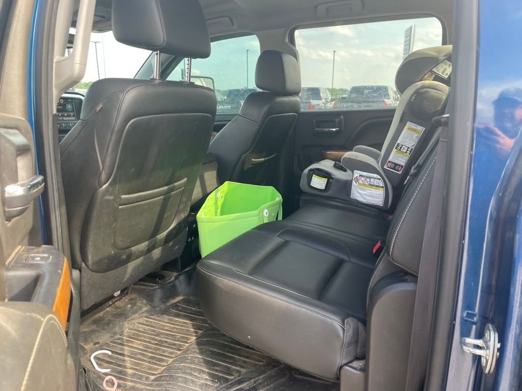Used 2015 Blue Chevrolet LTZ image 9