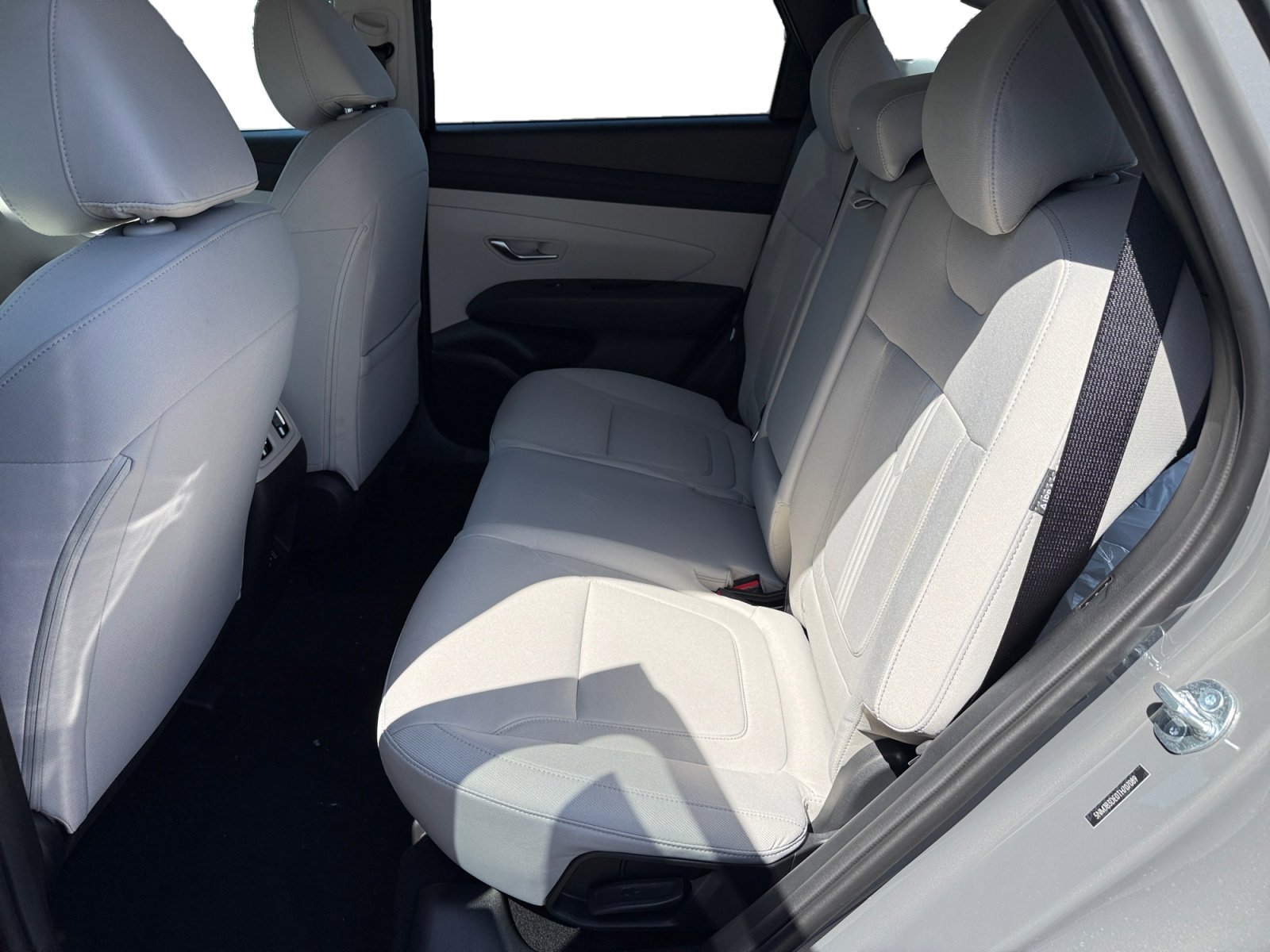 New 2026 Hampton Gray Hyundai SEL FWD image 16
