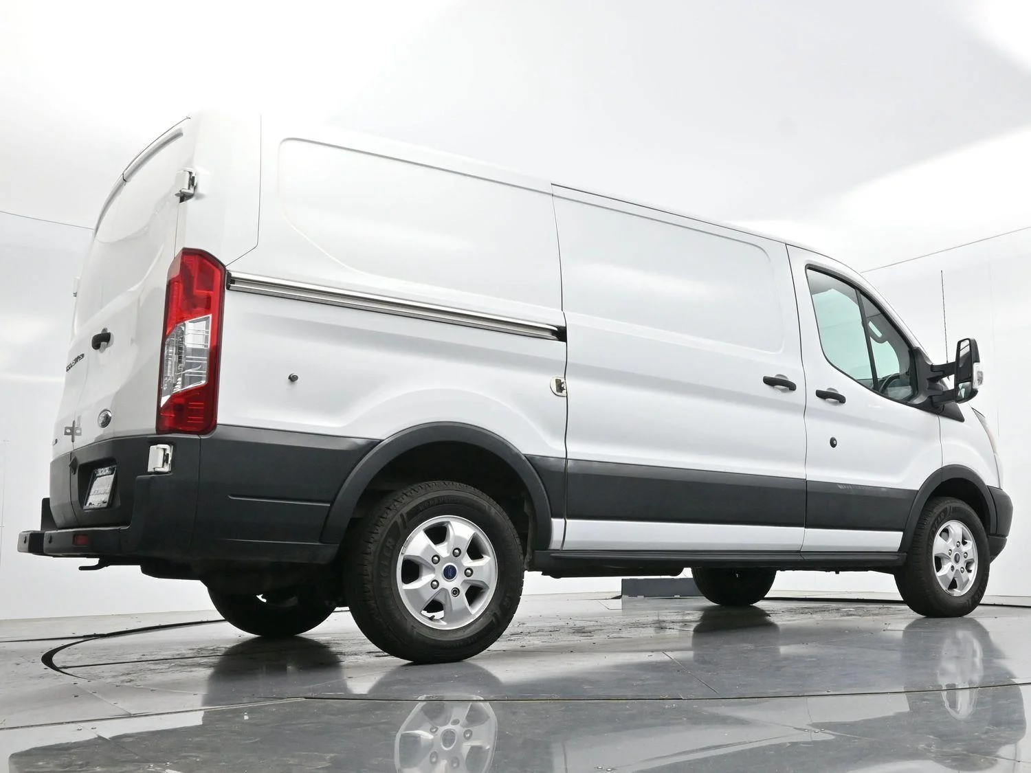Used 2019  Ford 250 image 49