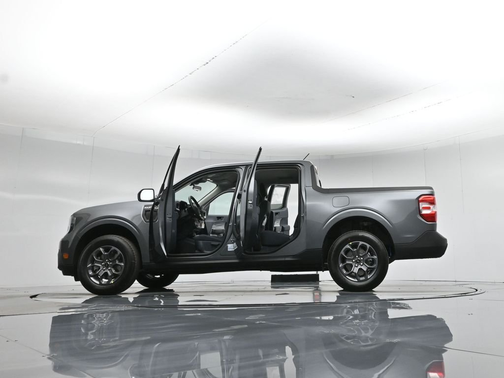 New 2026 Carbonized Gray Metallic Ford XLT image 45