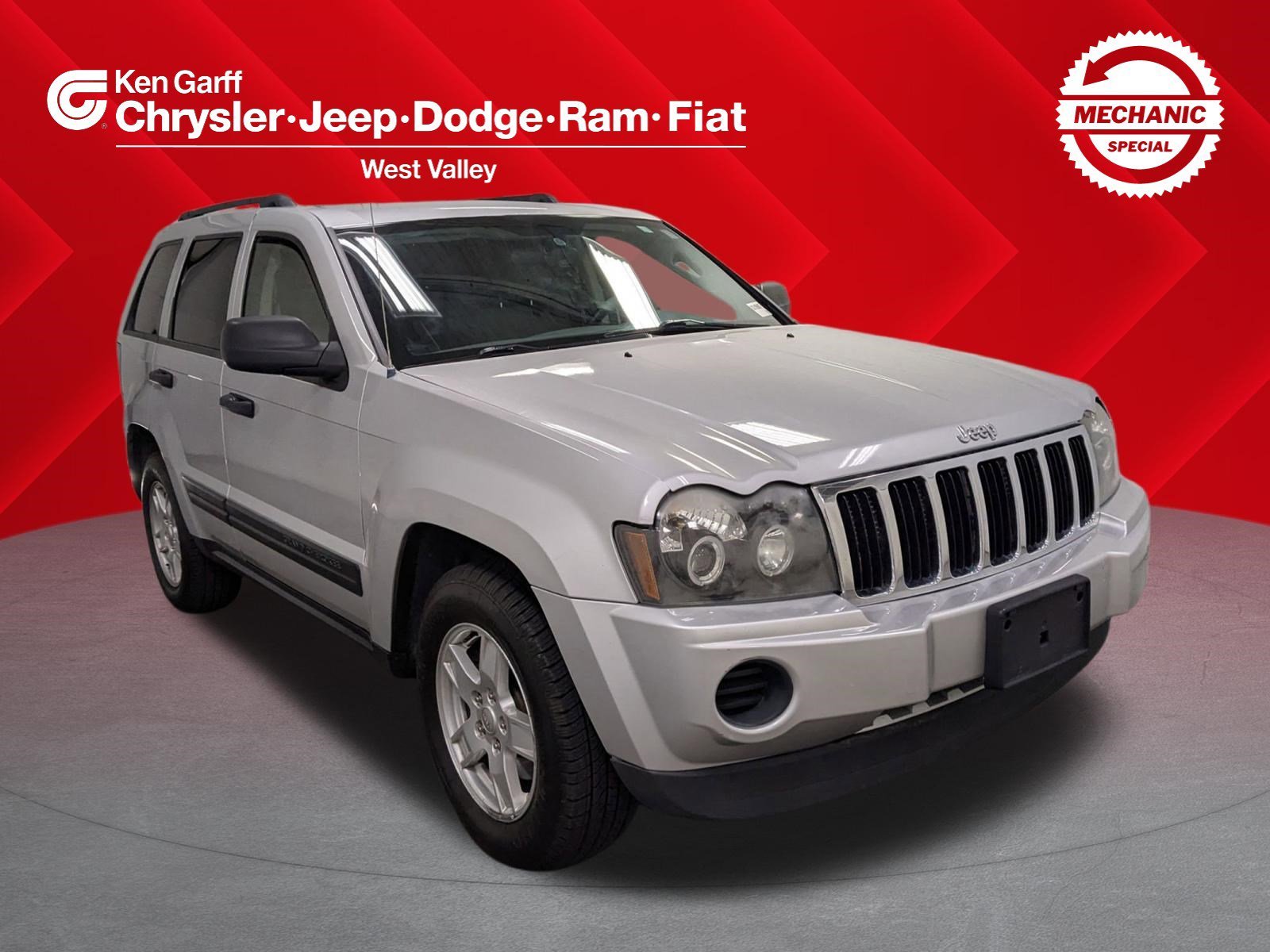 2005 Jeep Grand Cherokee Laredo 4WD's photo