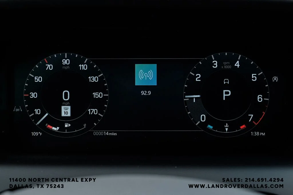 New 2026 Santorini Black Metallic Land Rover Landmark image 18