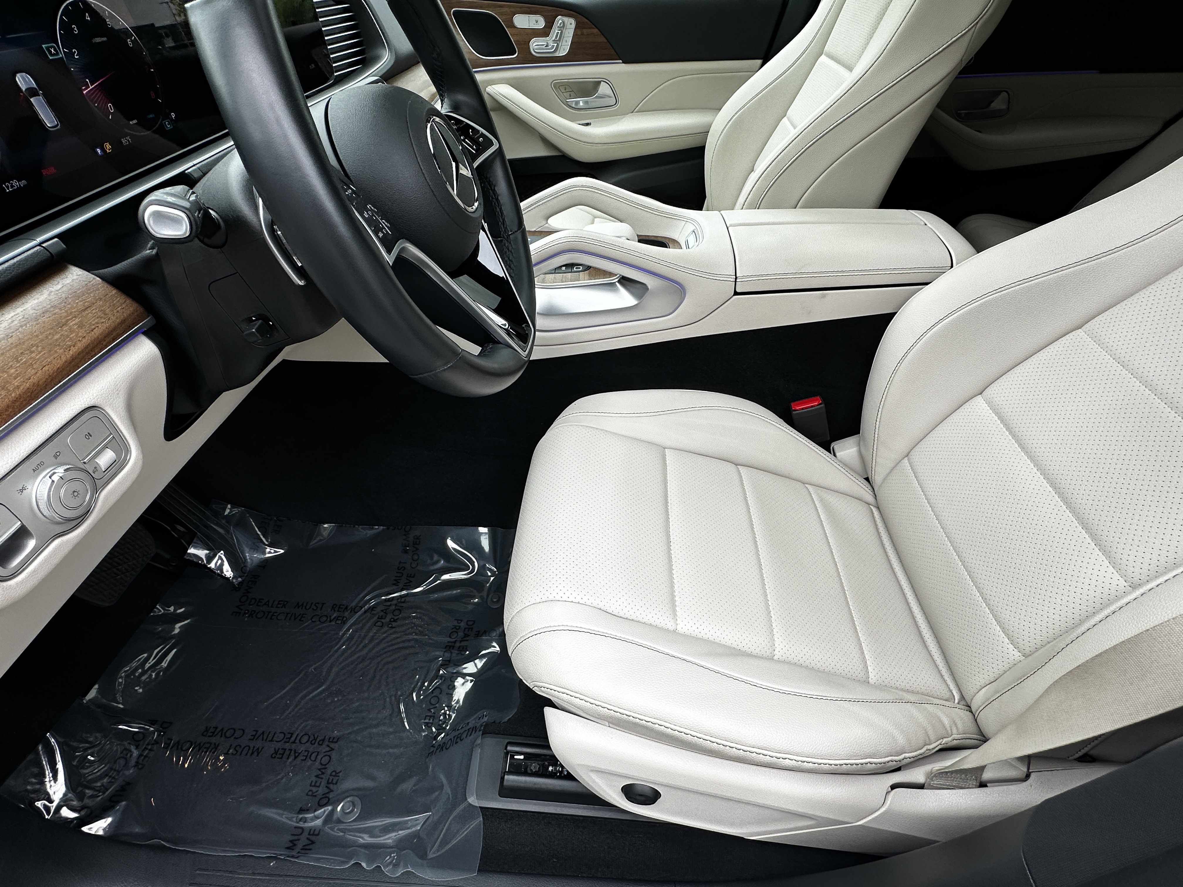 Certified Used 2025 White Mercedes-Benz GLE 350 image 10