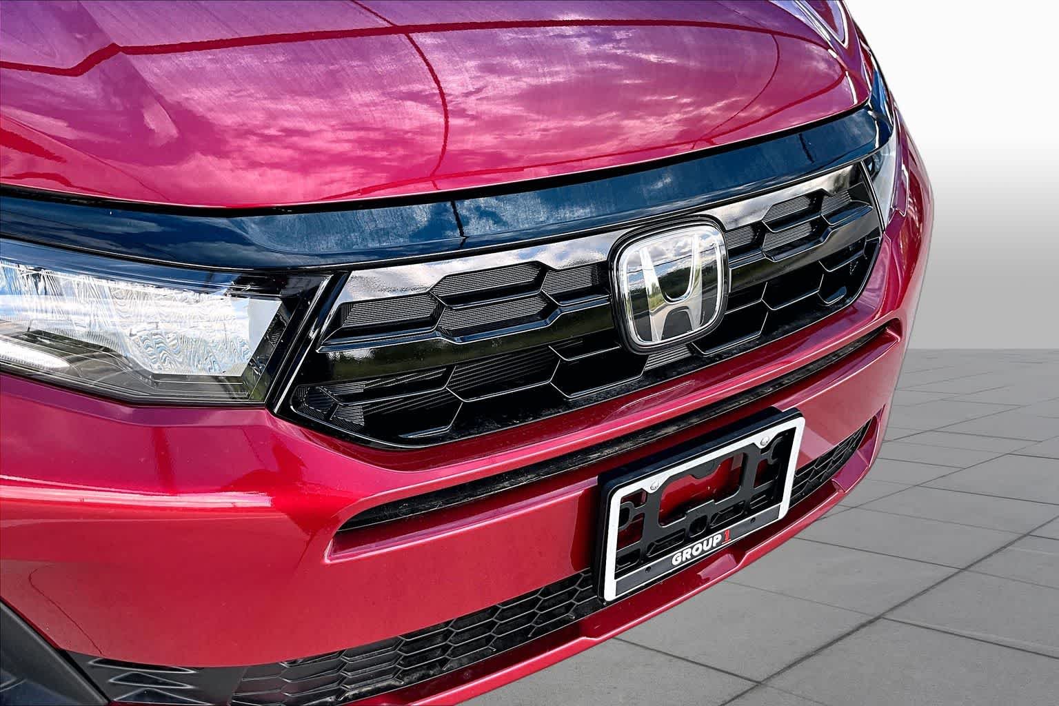 Used 2026 Radiant Red Metallic II Honda Touring image 30
