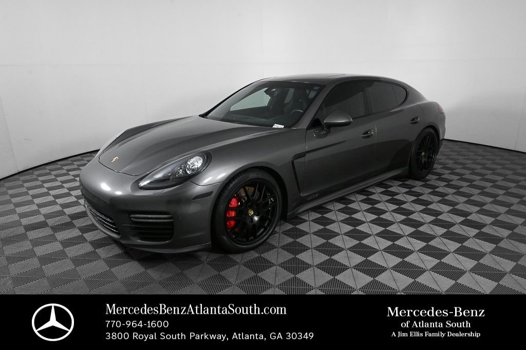 Used 2015  Porsche GTS image 1