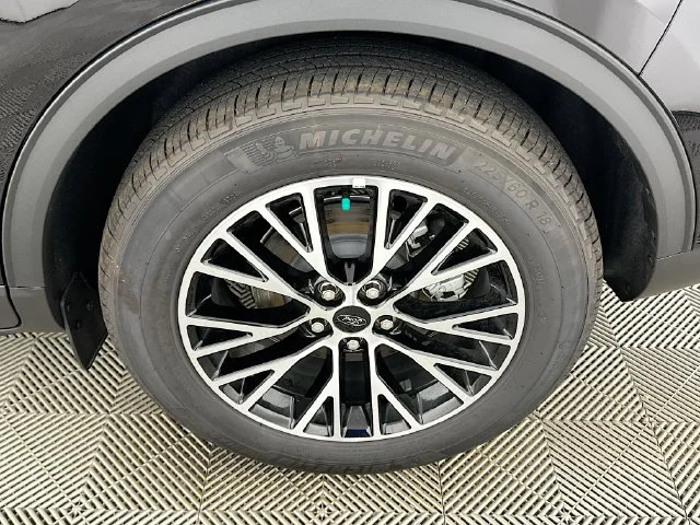 New 2025 Ford Escape Plug-In Hybrid Base