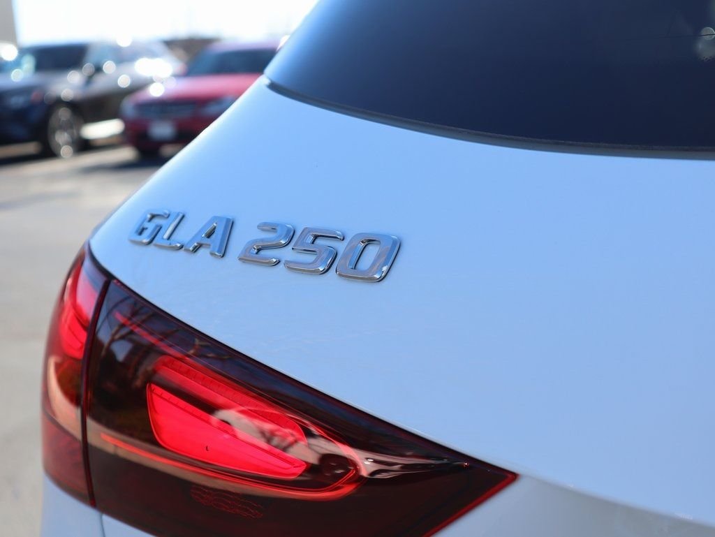 Used 2026 Polar White Mercedes-Benz GLA 250 image 9