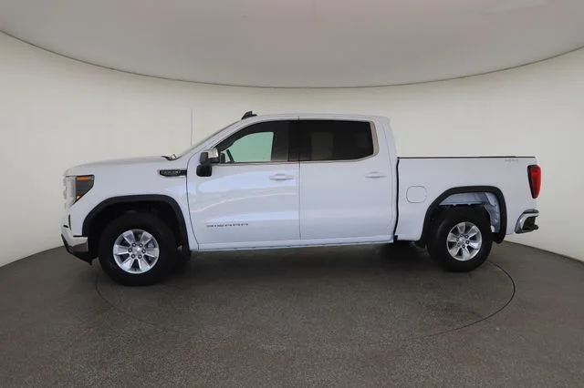 Used 2023 White GMC SLE image 8