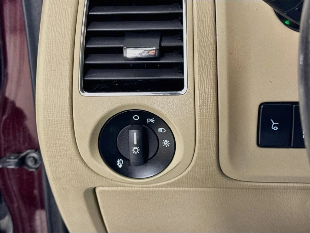 Used 2018 Burgundy Ford SEL image 12