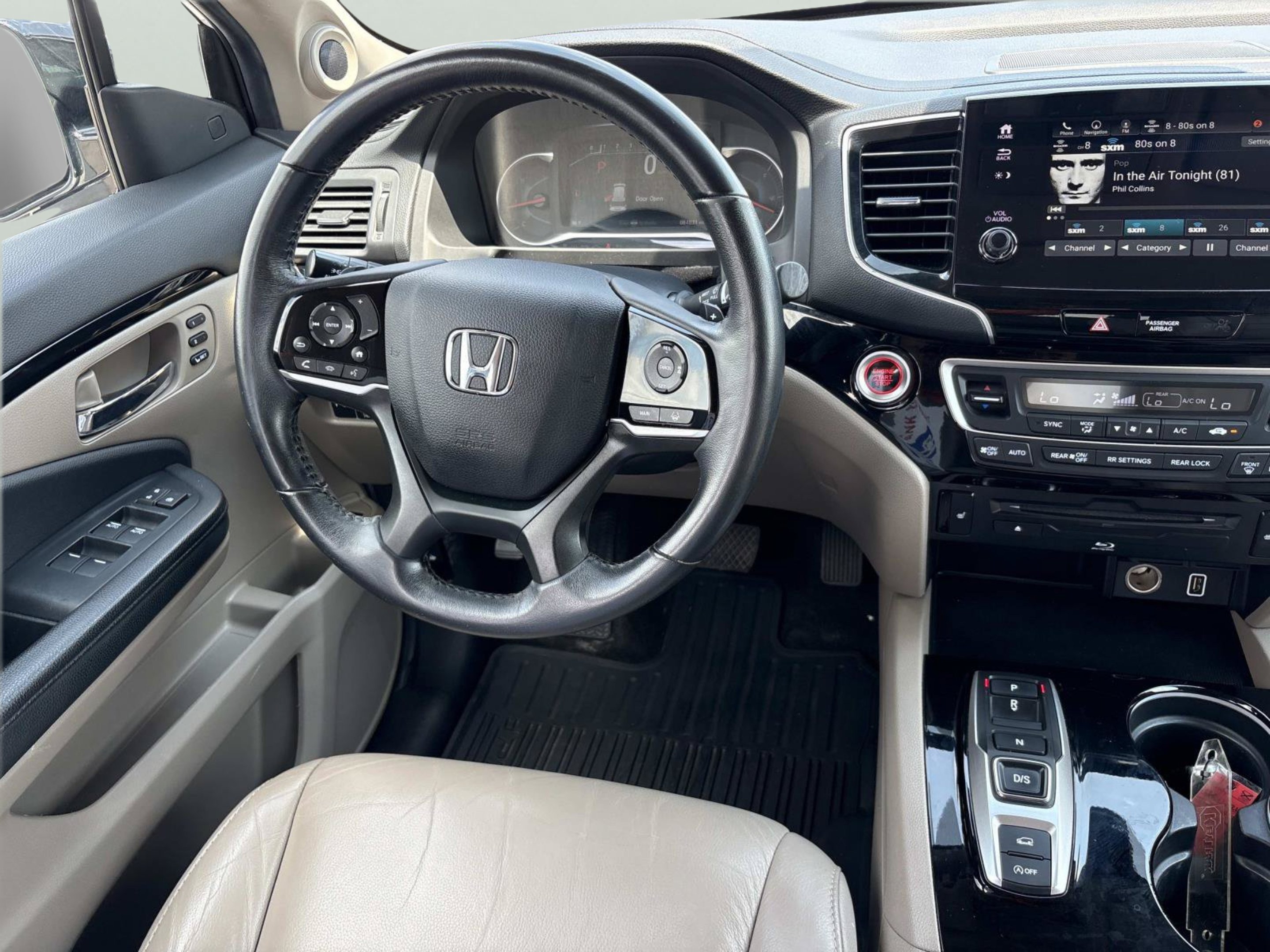 Used 2020 Platinum White Honda Touring image 10
