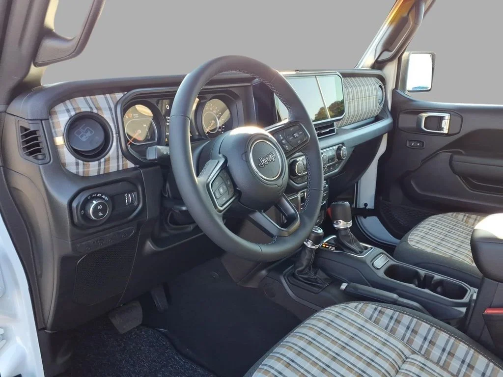 New 2026 Bright White Clearcoat Jeep 85th Anniversary Edition image 13