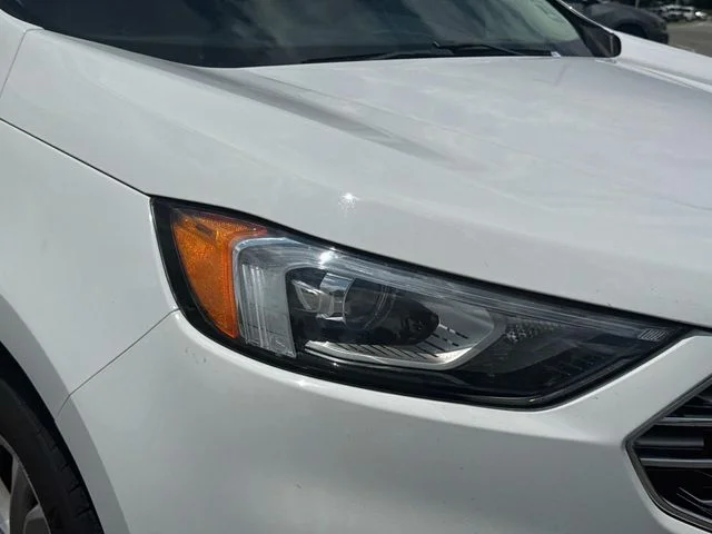 Used 2019 White Ford SEL image 11