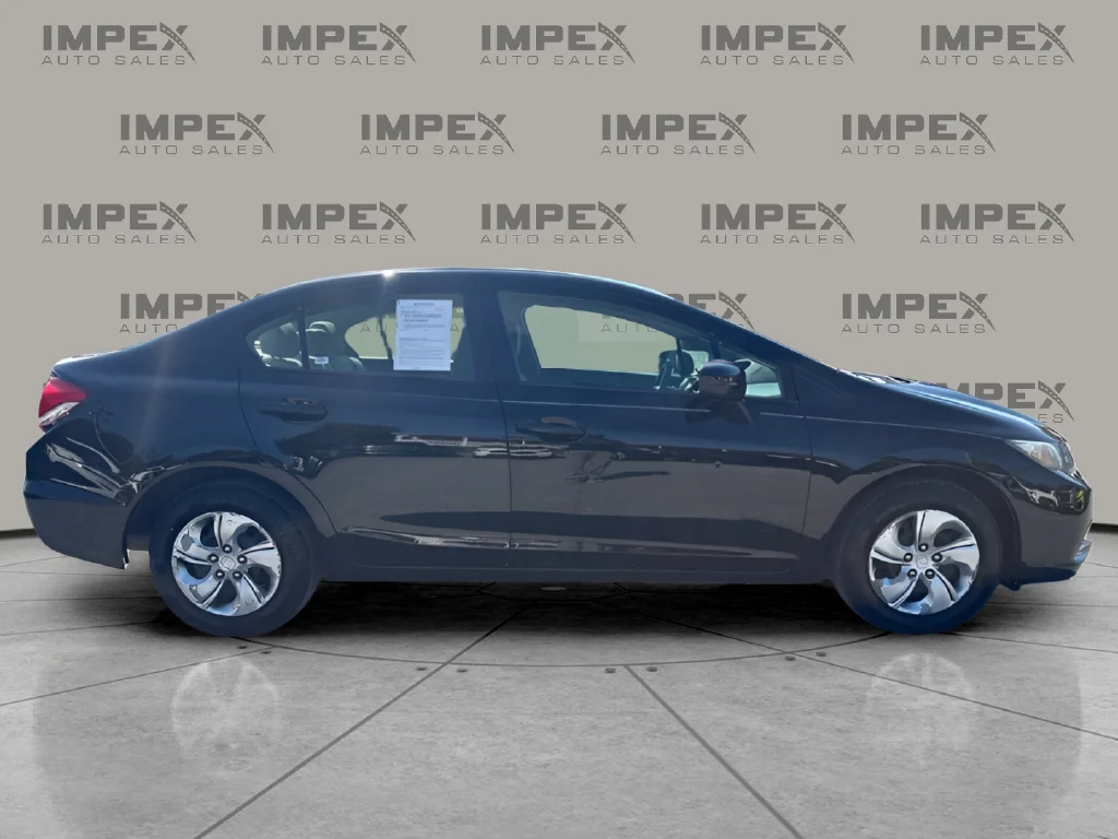 Used 2015  Honda LX image 6