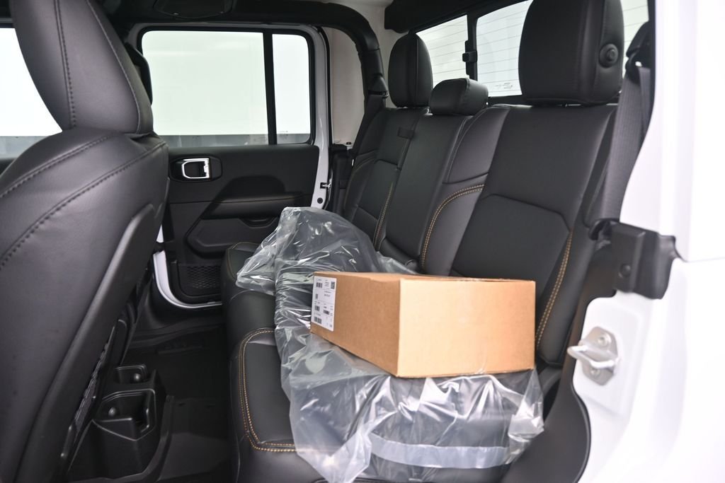 New 2026 Bright White Clearcoat Jeep Texas Trail image 10