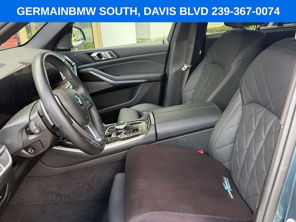 Certified Used 2024 Blue BMW xDrive40i image 12