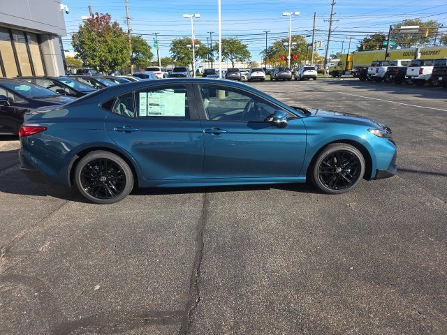 New 2026 Ocean Gem Toyota  SE image 4