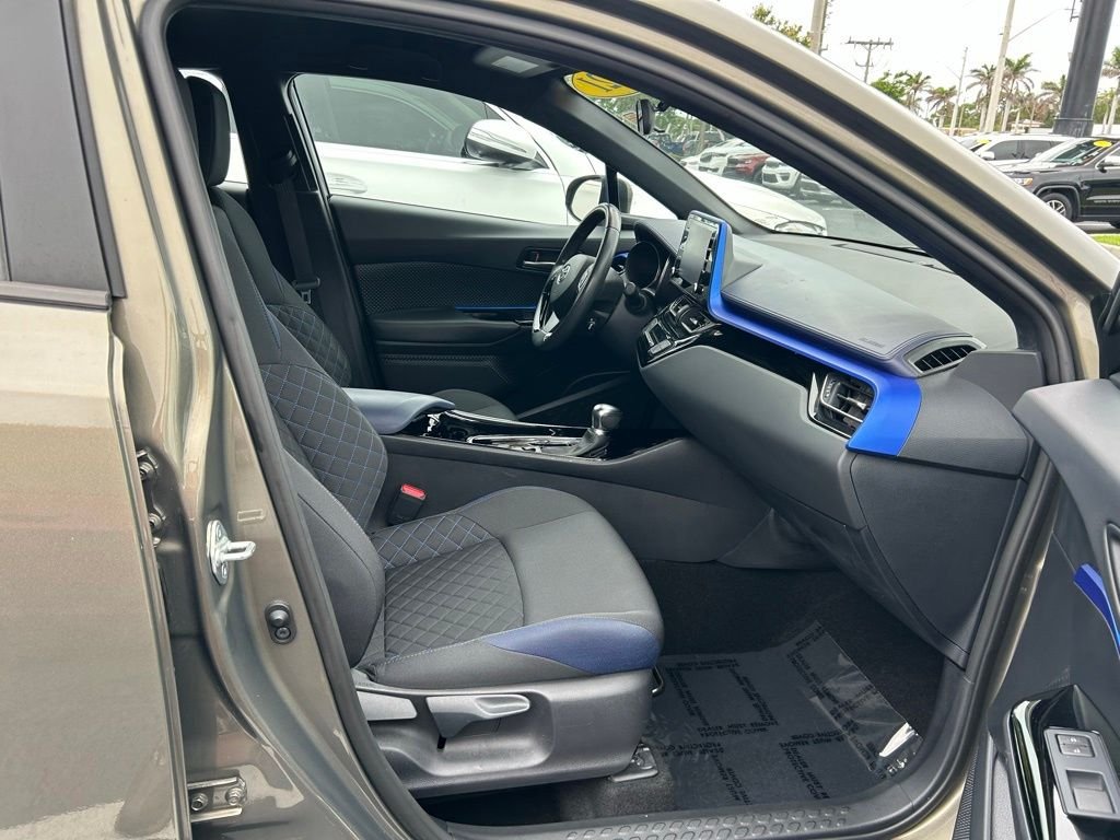 Used 2021 Brown Toyota XLE image 36