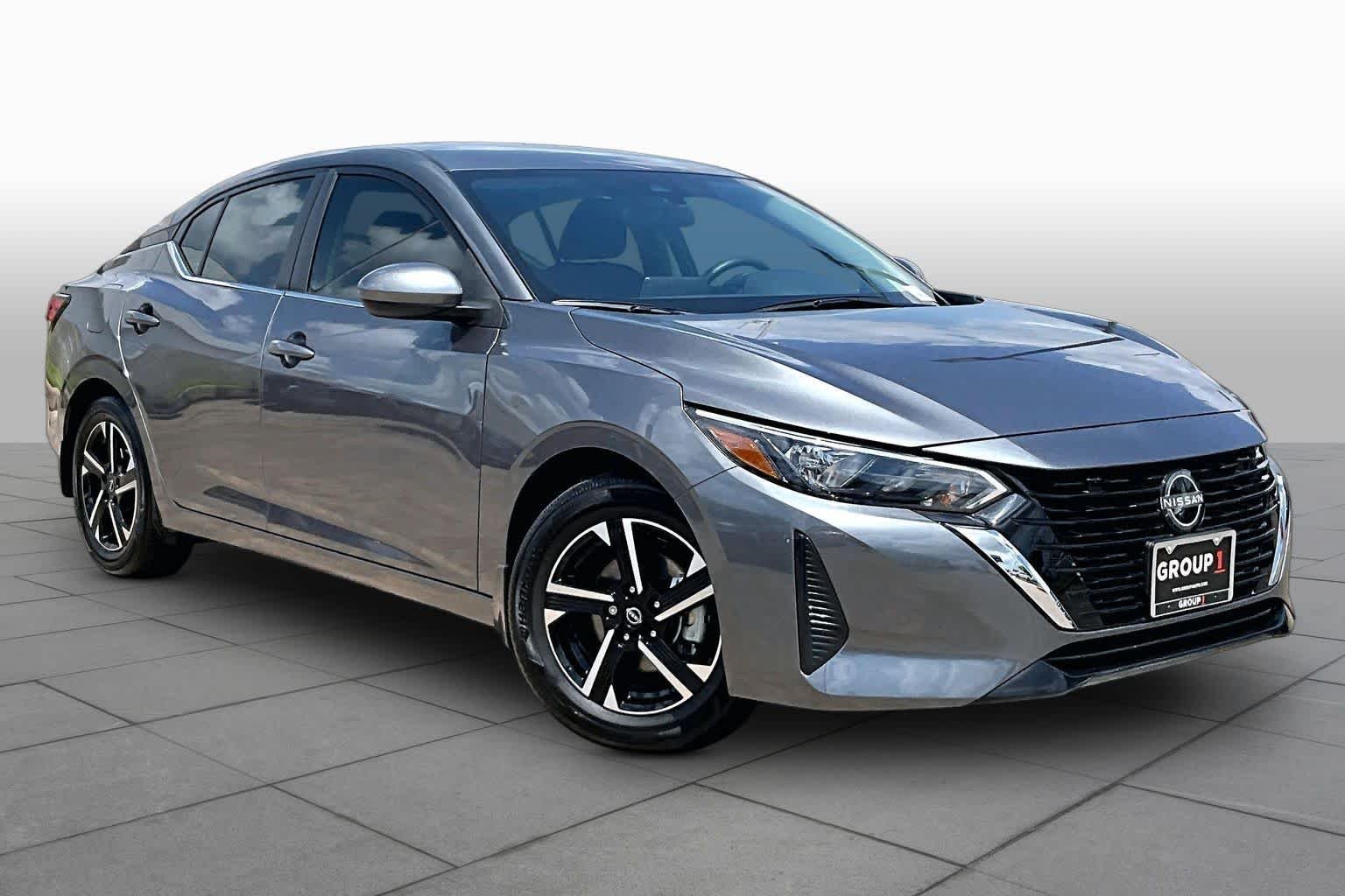Used 2025 Gun Metallic Nissan SV image 3