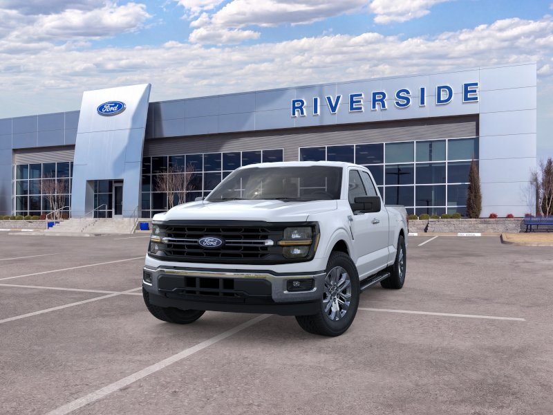 New 2026 Oxford White Ford XLT image 3