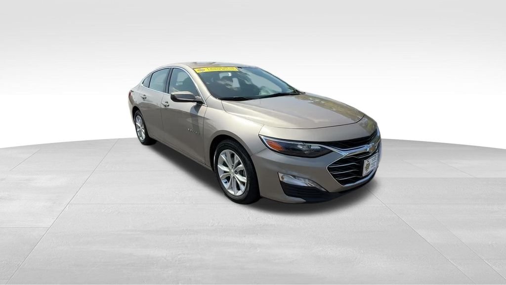 Used 2024 Gray Chevrolet LT image 10