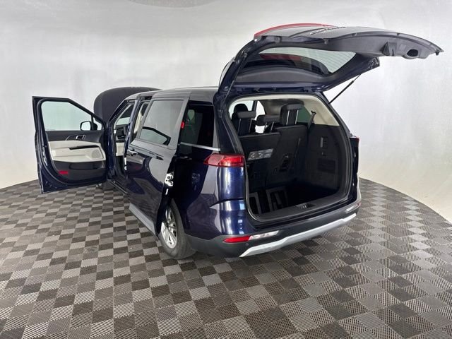 Used 2022 Blue Kia LXS image 18