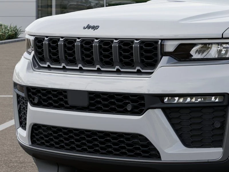 New 2026 Bright White Clear-Coat Exterior Paint Jeep  image 11