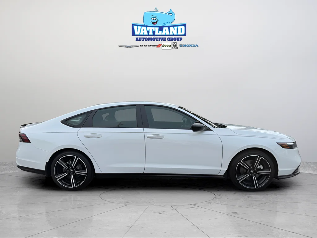 New 2026 Platinum White Pearl Honda Sport image 7