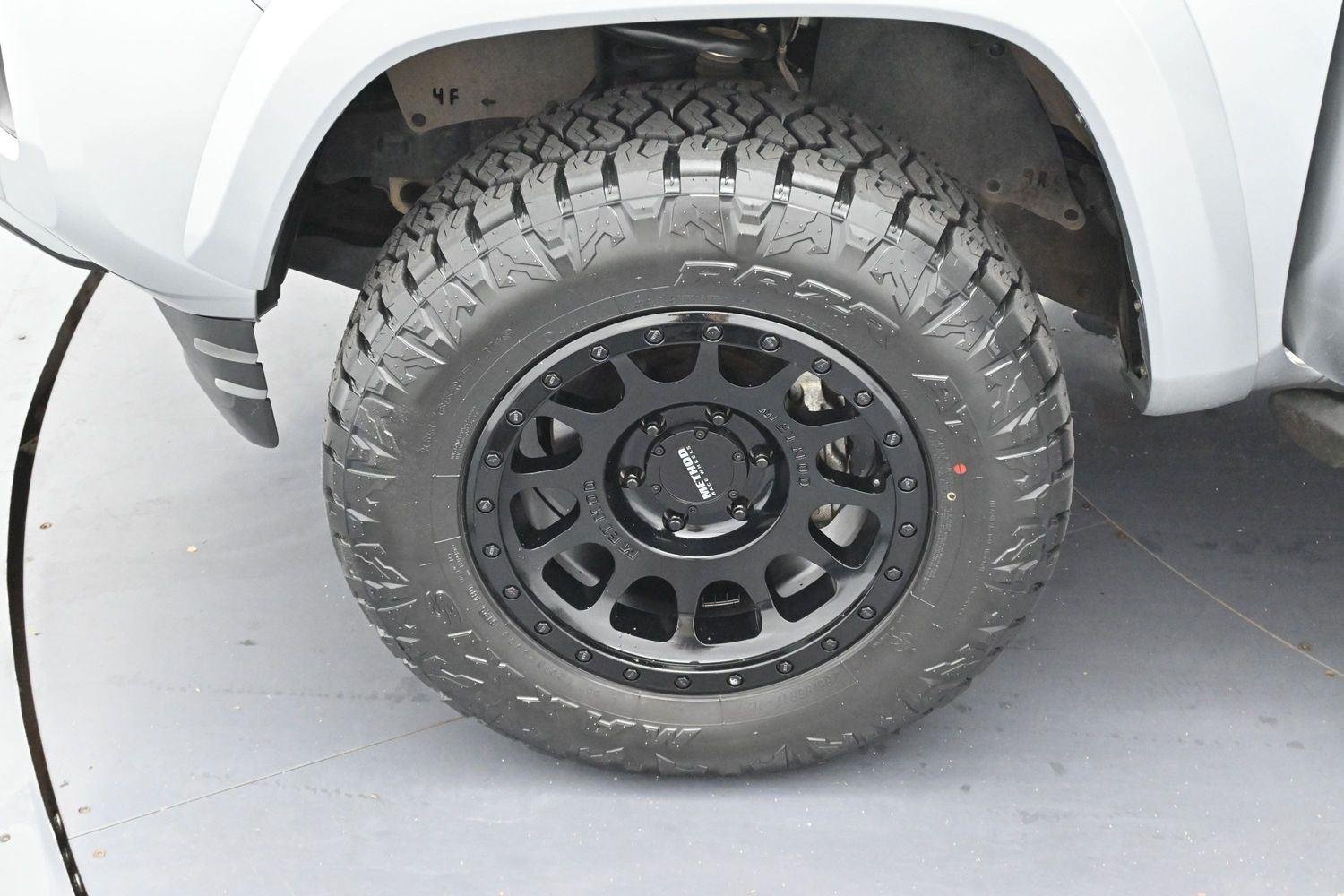Used 2023 Celestial Silver Metallic Toyota SR5 V6 image 30