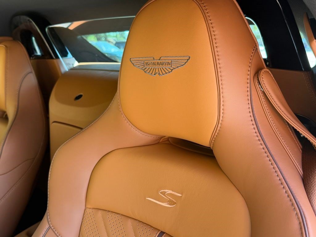 2026 Aston Martin Vantage Base - Photo 6