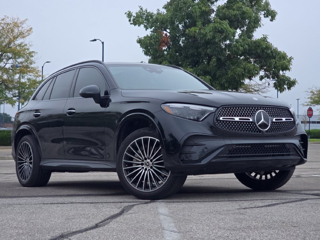 2025 Mercedes-Benz GLC