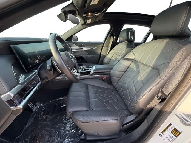 Used 2025 White BMW 740i image 10