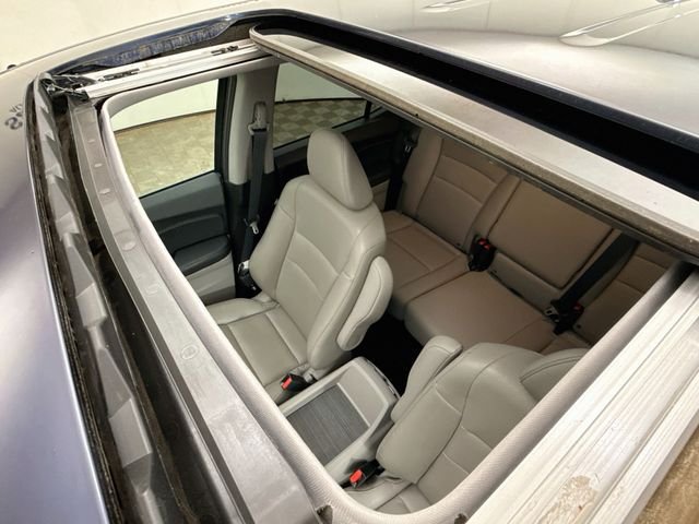 Used 2019 Blue Honda RTL image 21