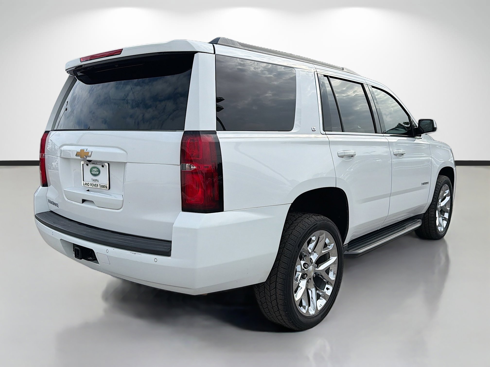 Used 2020 Summit White Chevrolet LT image 5
