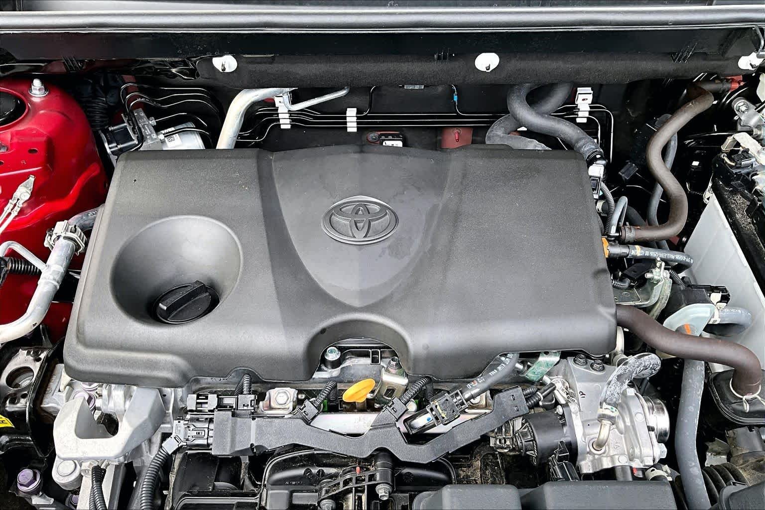 Used 2022 Ruby Flare Pearl Toyota XLE Premium image 35