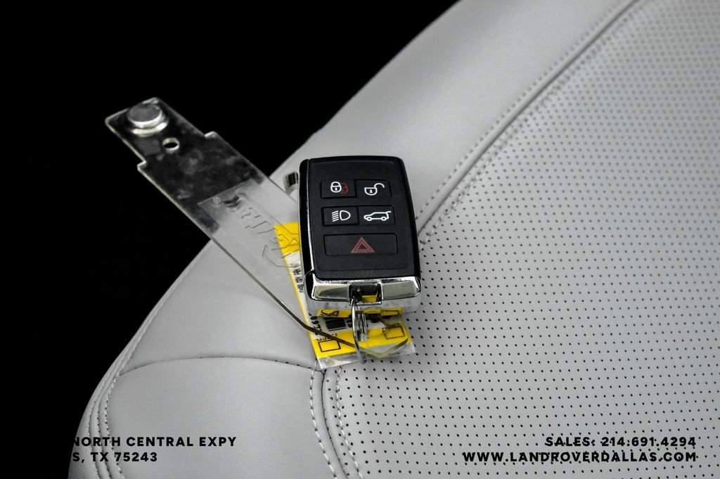 2026 Land Rover Defender X-Dynamic SE - Photo 51