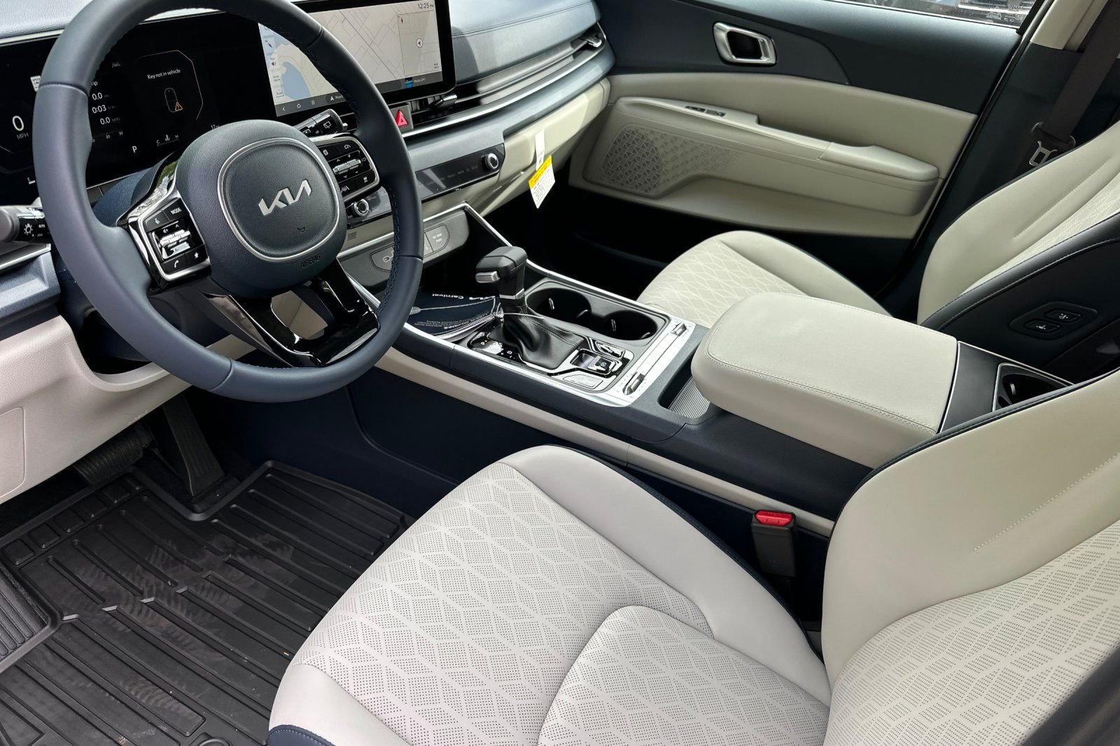 2026 Kia Carnival SX - Photo 6